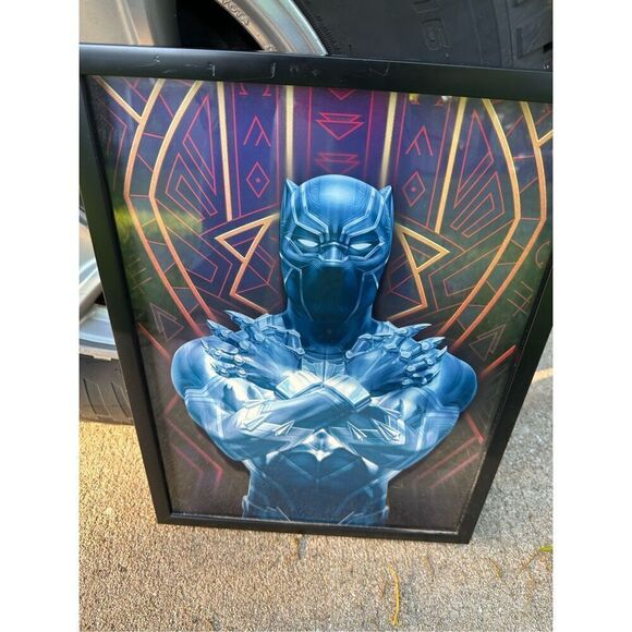 Wakanda Black Panther Marvel Picture 3D Pop Frame 15" H x 20" W x 1" D Rare - Picture 3 of 4